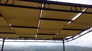 realizzazione teli in acrilico e montaggio su gazebo RIF: SE12