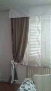 fiocco e mantovana per tende a pacchetto (centrale) e classica RIF: TC150