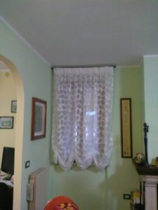 tenda a pacchetto bianca con fantasia grafica RIF: TC146