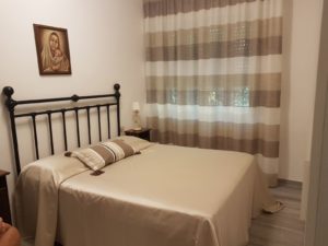 tenda a righe e copriletto realizzato su misura da Gani RIF: TC11