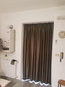 tenda in raso oscurante su binarioRIF: TC5