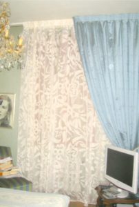 tenda in seta doppiata da calata in seta foderata azzurra