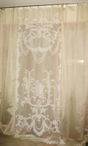 tenda sotto seta avorio con organza bianca RIF: TC200