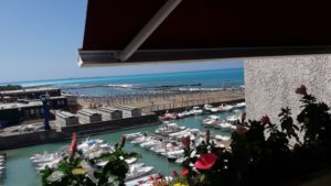 tende a bracci con cassonetto per terrazzo RIF: TS1