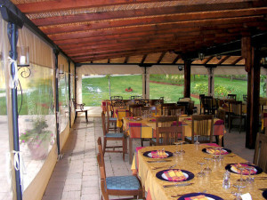 chiusure laterali in pvc e cristall per ristorante in toscana RIF: SE63