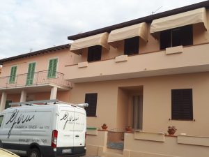 tre cappottine coordinate per copertura terrazzo RIF: TS61