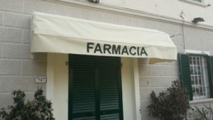 tenda a cappottina per farmacia RIF: TS153