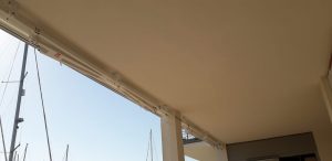 tende a bracci con barra quadra in alluminio a marina cala de medici provincia di livorno