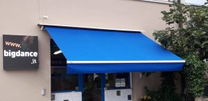 cambio telo di tenda a bracci per scuola di danza BigDance a Cecina (Livorno)