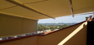 tenda a capanno per copertura su misura di terrazza